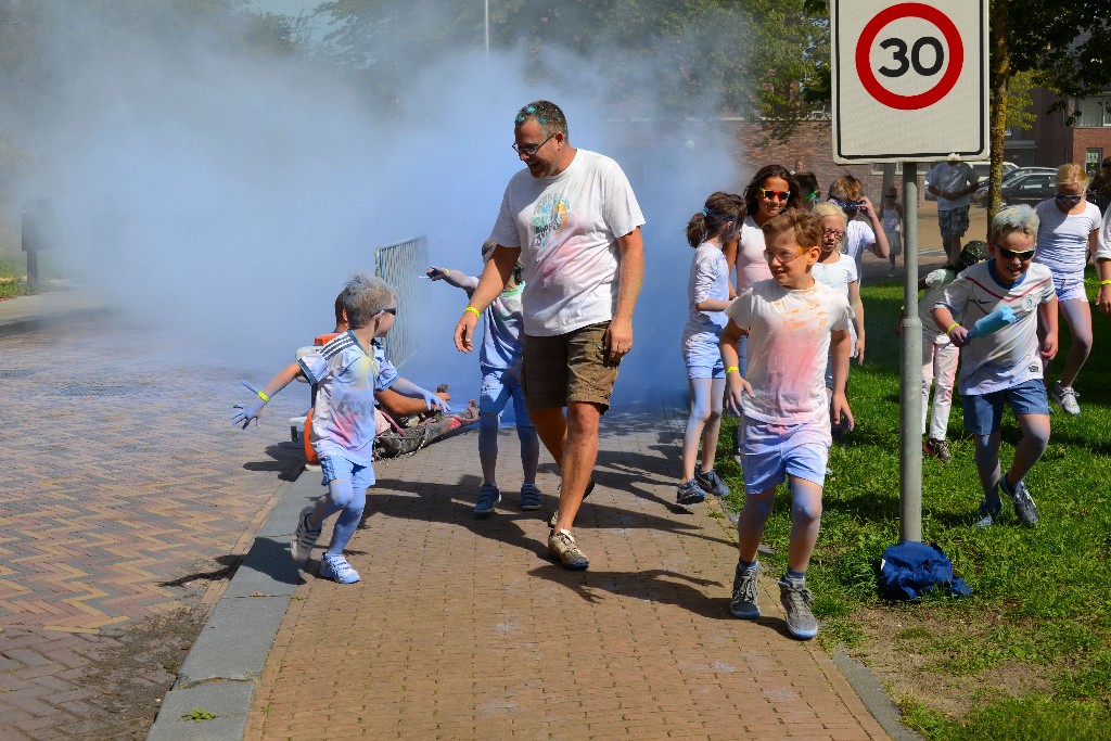 ../Images/Color fun run 2015 030.jpg